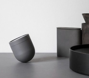 Amazon increase income 1.5 Million